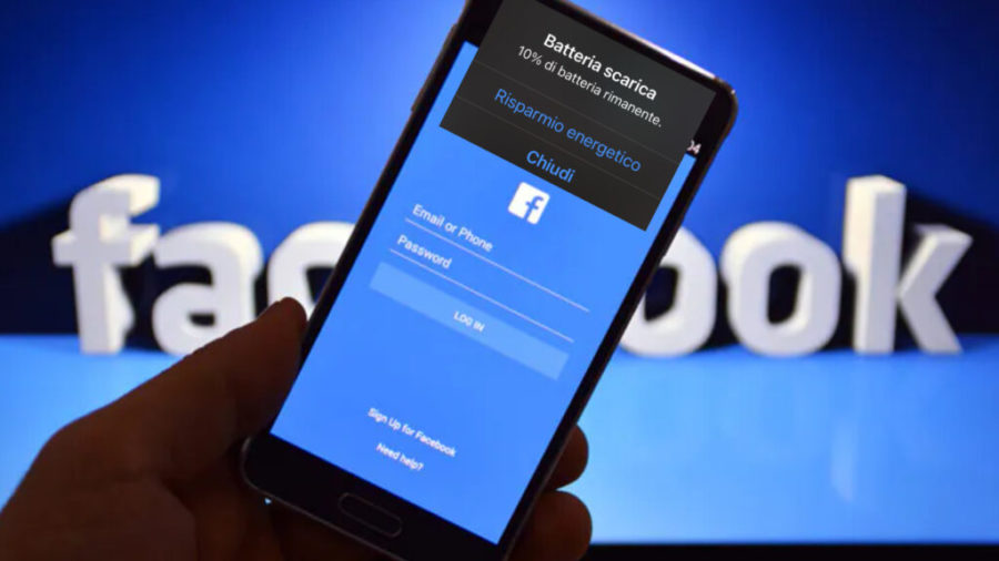 L’app di Facebook scaricherebbe di proposito le batteria degli smartphone