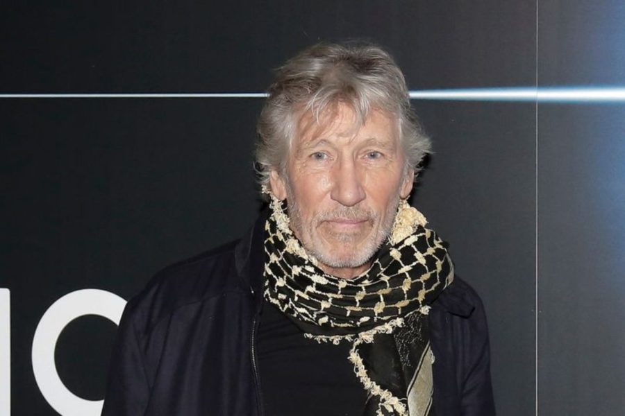 Chi è Polly Samson, moglie di David Gilmour e ‘nemica’ di Roger Waters 1 IM ROGER WATERS