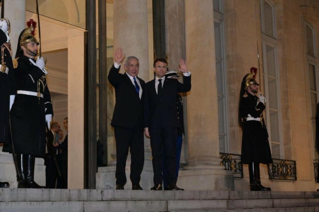 Netanyahu Macron e1675432216301