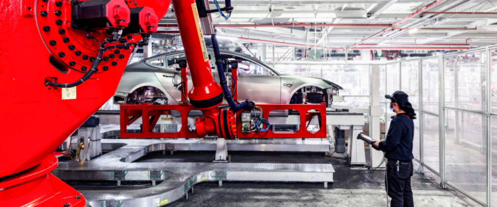 Produzione Tesla Model 3 scaled 1