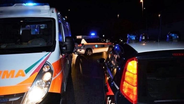 ambulanza carabinieri notte 3