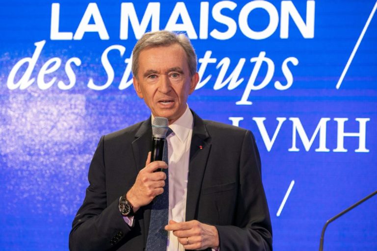 bernard arnault scaled 1