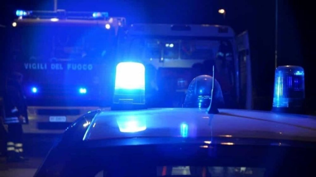 carabinieri vigili fuoco notte 1 2