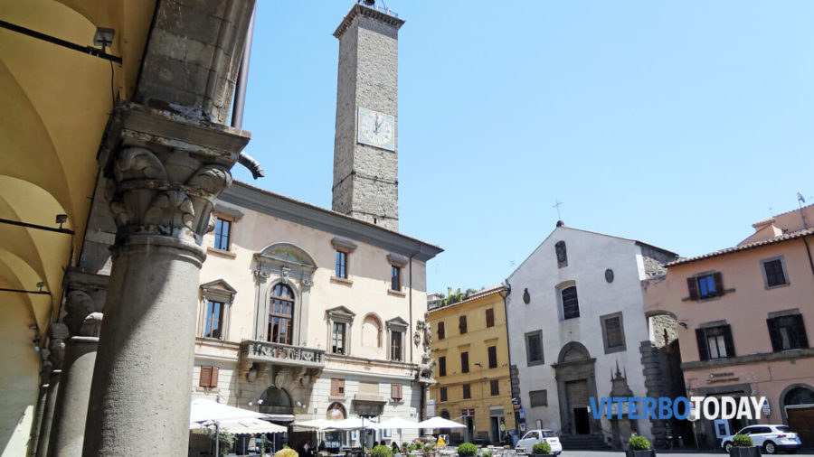 viterbo piazza del comune 5