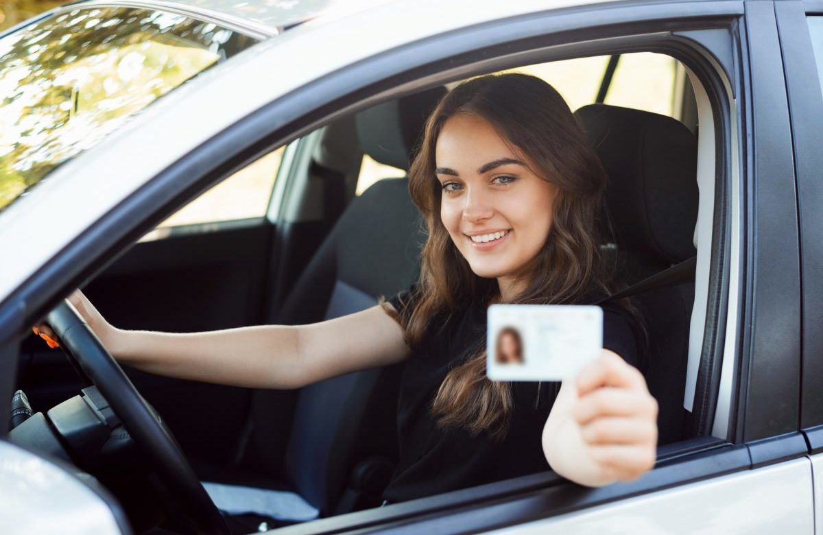 Patente di guida: ore certificate o obbligatorie? Cosa cambia davvero