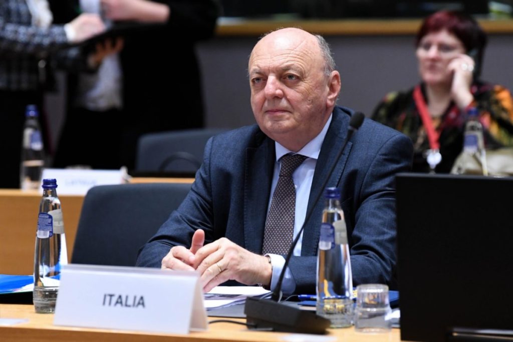 Ue trova un accordo sulle emissioni industriali