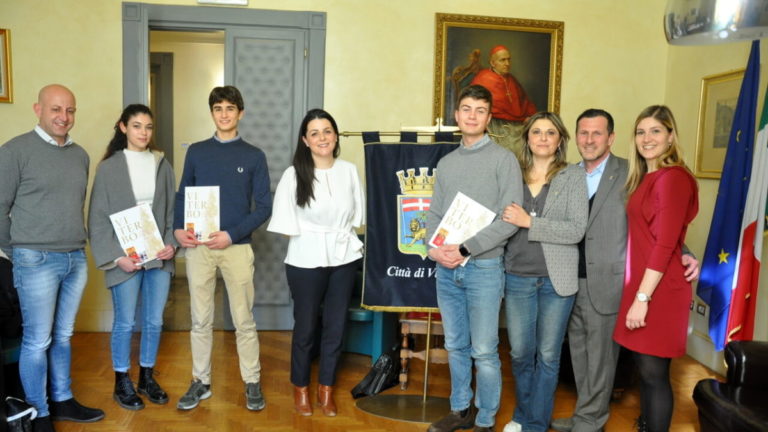 frontini incontra i ragazzi del buratti