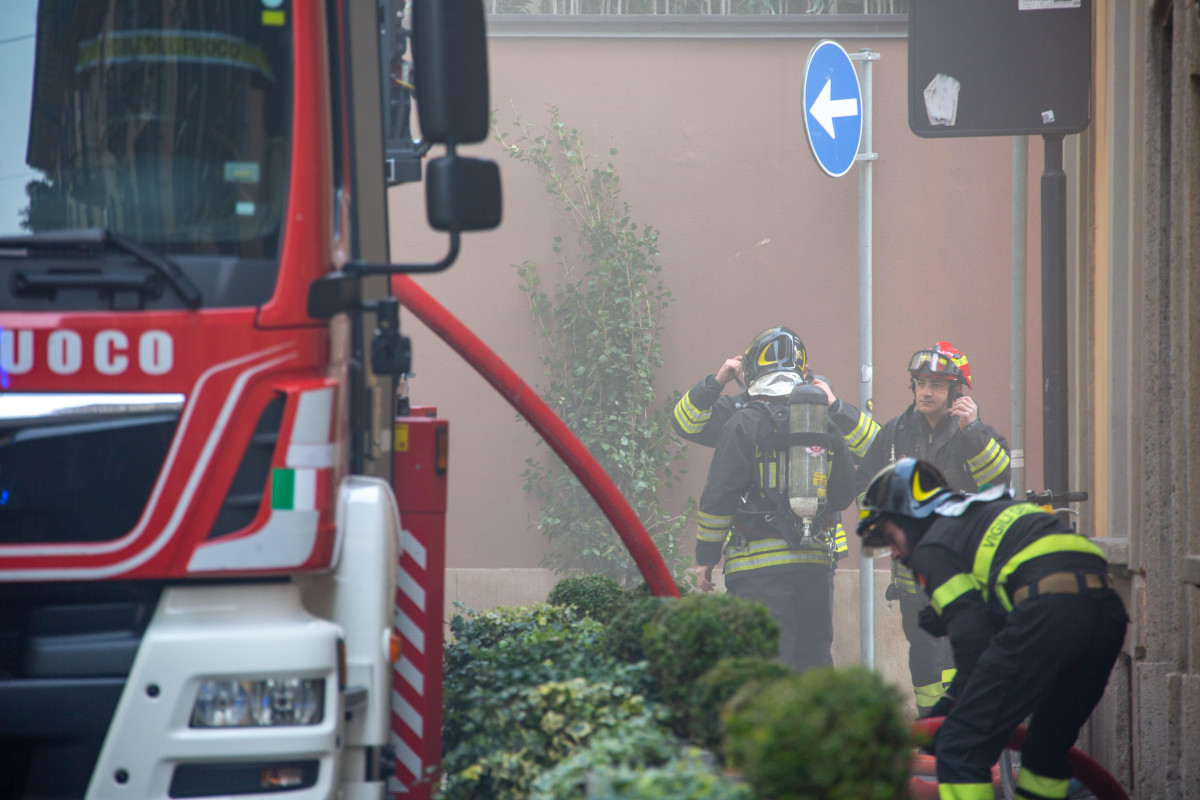 Tradate: una barca prende fuoco nei boschi, si indaga l’ipotesi dolosa 1 image d51c422e 233e 44cd 9684 ff92093ae98a