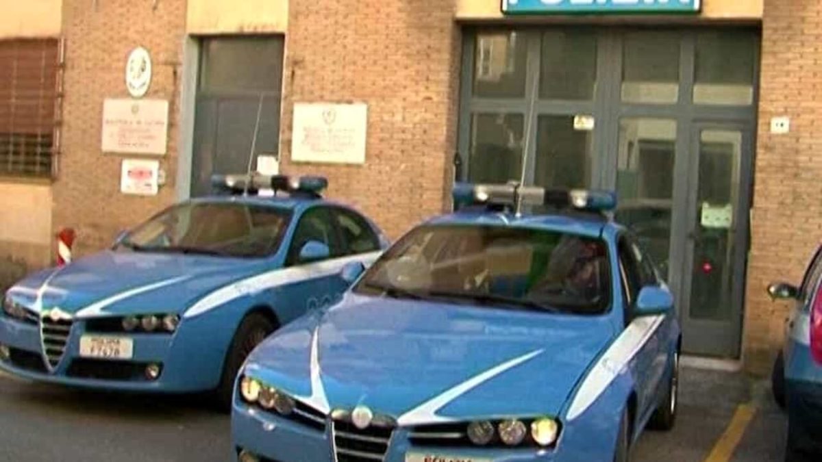 commissariato di polizia di terracina 2