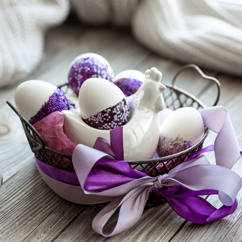 Pasqua: 4 idee fai da te per decorare casa 1 easter composition with eggs decorated with purpl 2022 01 27 17 43 49 utc