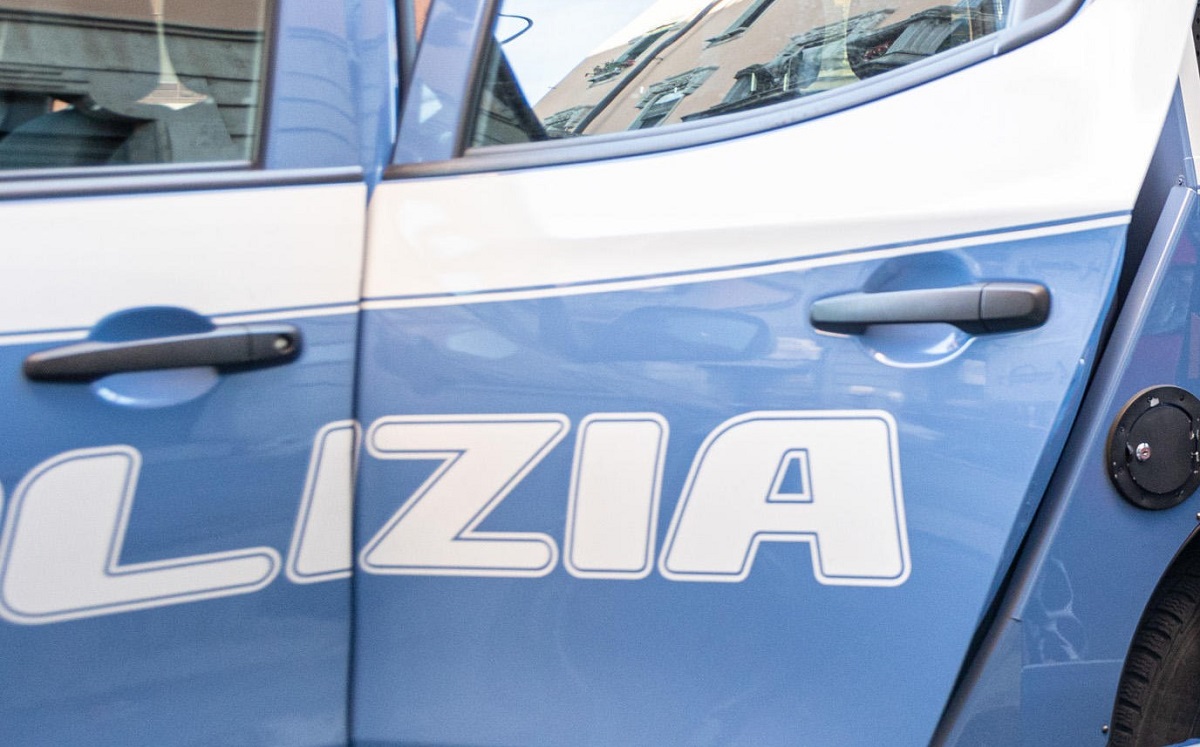 Lite per motivi ignoti, accoltellato in un parcheggio di Roma 1 image 5bde9ba2 3e03 406e ac40 2f6db9471e30