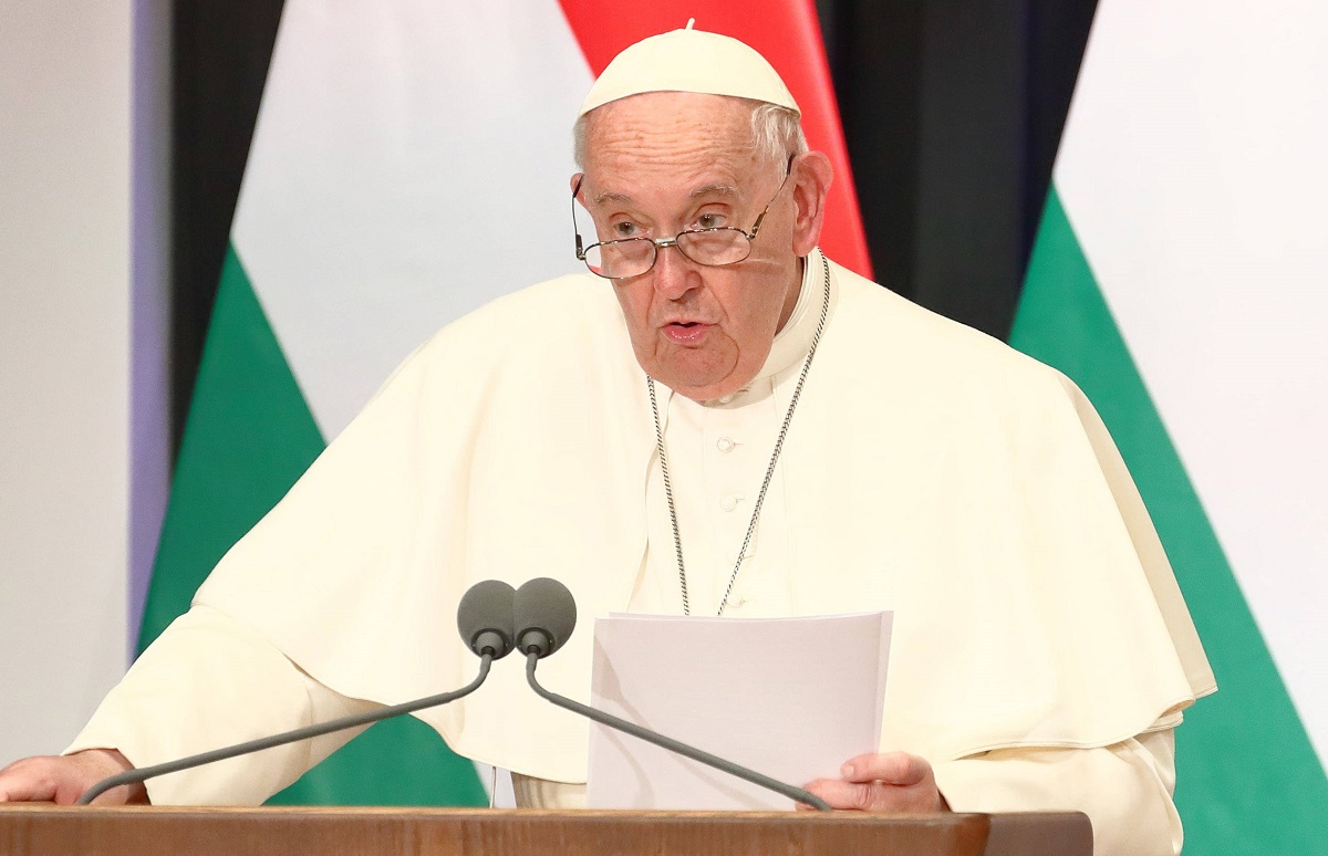 Papa Francesco e le accuse a Wojtyla sul caso Orlandi: “Una cretinata”