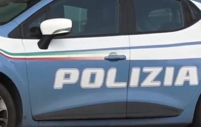 Ragazzini si sdraiano in strada per fare selfie: tragedia sfiorata a Frosinone 1 image be122beb aa38 4de1 898a 4e2a13efaefe