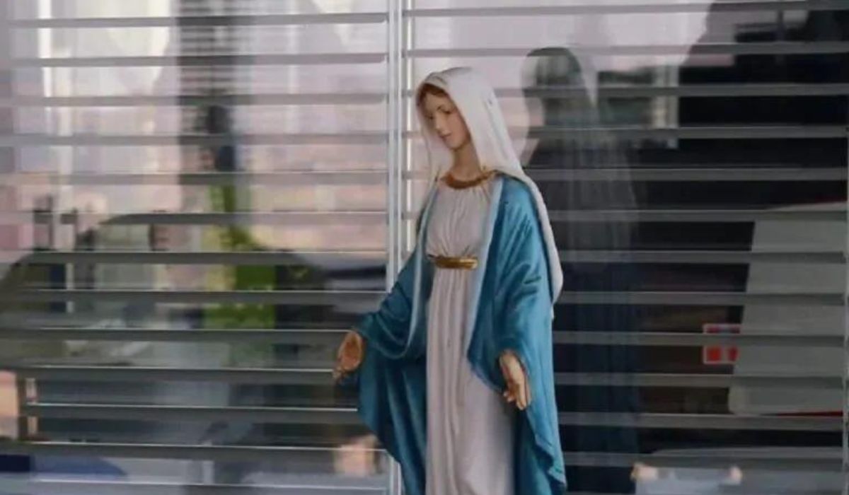Madonna di Trevignano, qual è il prezzo dei gadget tra statue e rosari 1 image dcde2042 b109 46b9 8dc2 2cb9673ba8b1