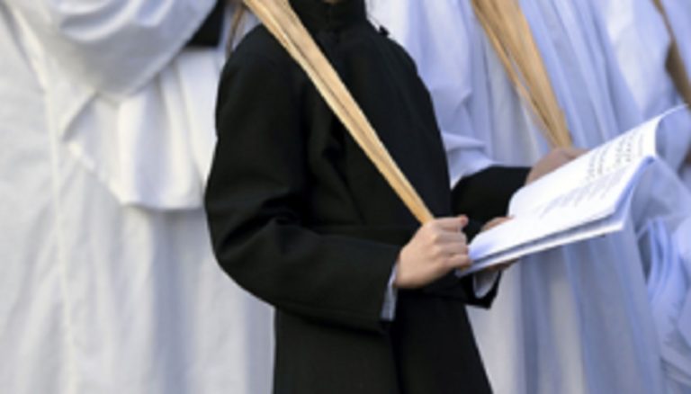 Frosinone, frasi blasfeme alla processione di Pasqua: caccia ai responsabili 1 image f63eb0ae 4845 49e1 8fd9 93470cc30353