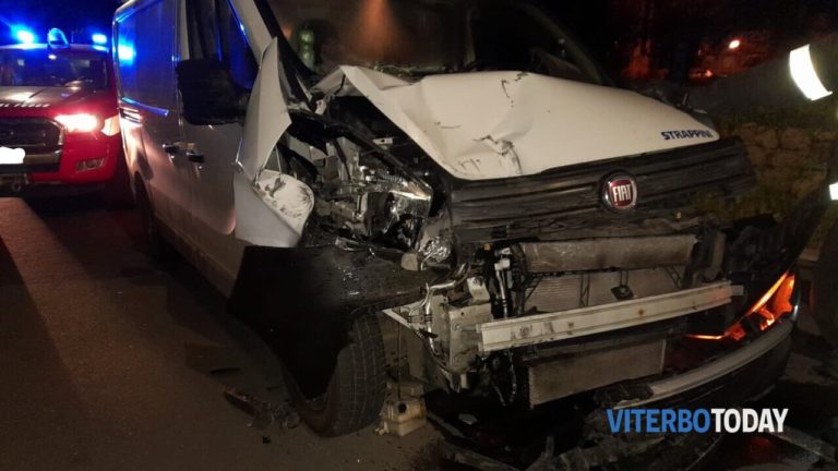 LA GIORNATA di Viterbo e provincia: le news in 90 secondi. L'addio al piccolo Ismaele. Minacce di morte alla compagna, allontanato da casa 1 incidente pineta canino 7 li 1