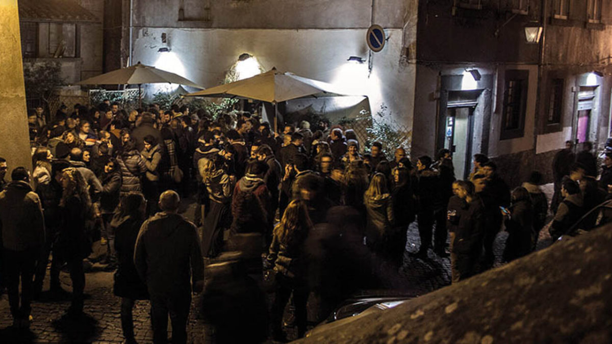 movida piazza san carluccio 2