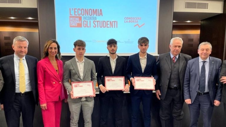 premiazione del concorso conoscere la borsa