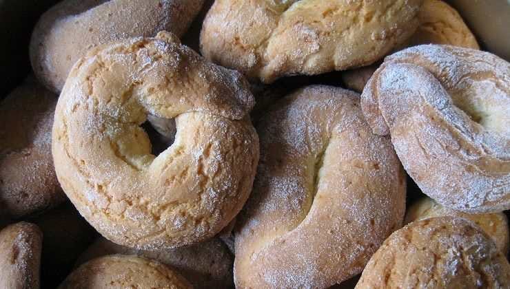 Ciambelle biscottate