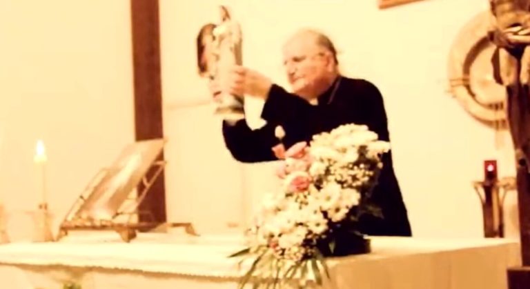 vescovo romano rossi con la madonna di trevignano e gisella cardia