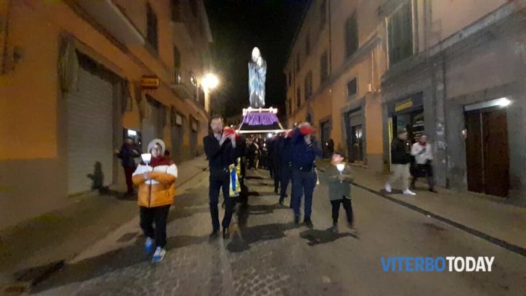 viterbo processione del cristo morto