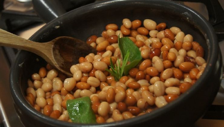 Non buttare lacqua dei legumi in scatola
