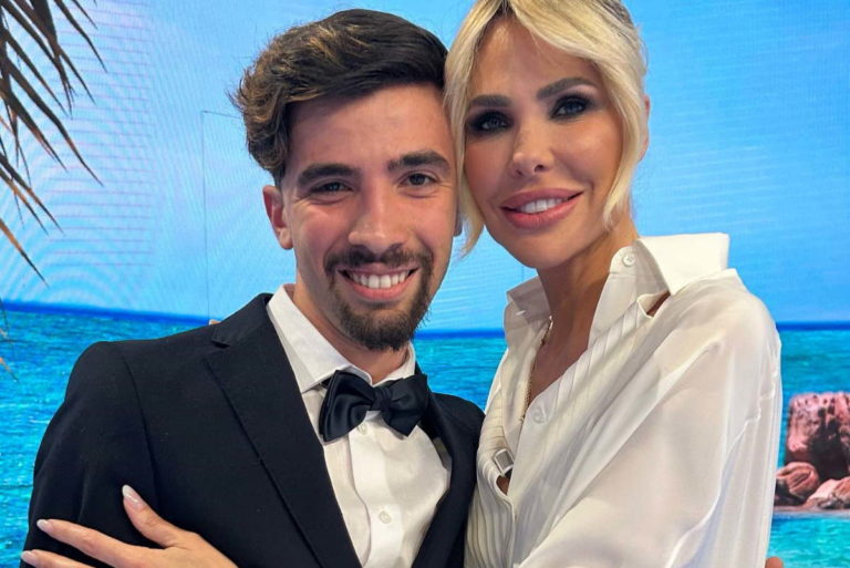 ilary blasi davide quaranta foto tatuaggio fan