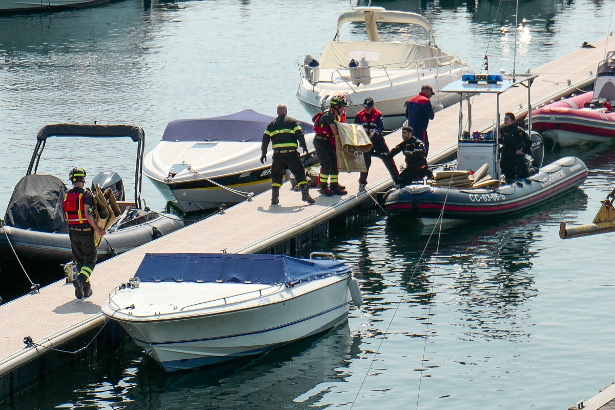 Lago Maggiore, tra le vittime della barca rovesciata anche due membri dell’intelligence