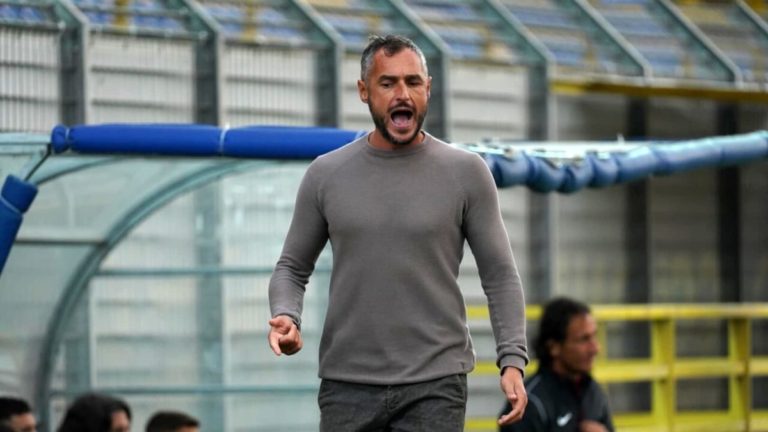 nella foto sport calcio viterbese emanuele pesoli