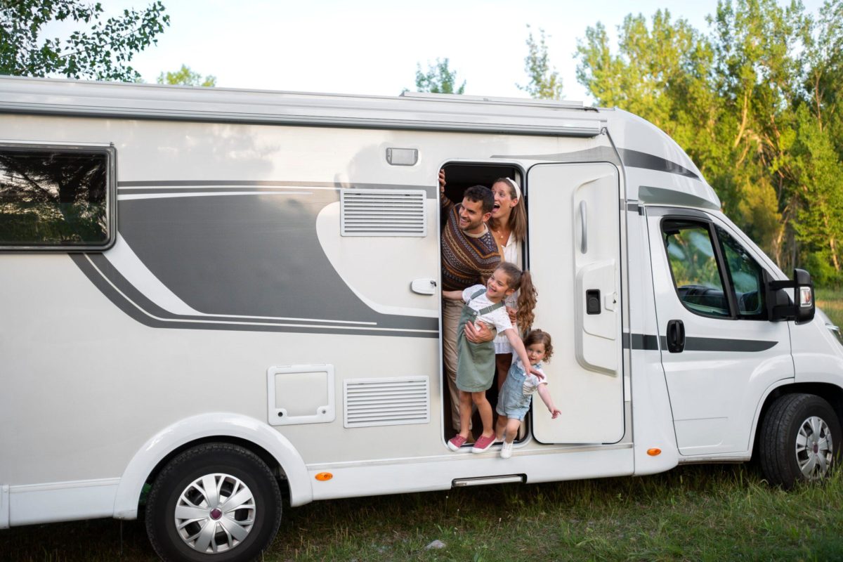 camper scaled 1