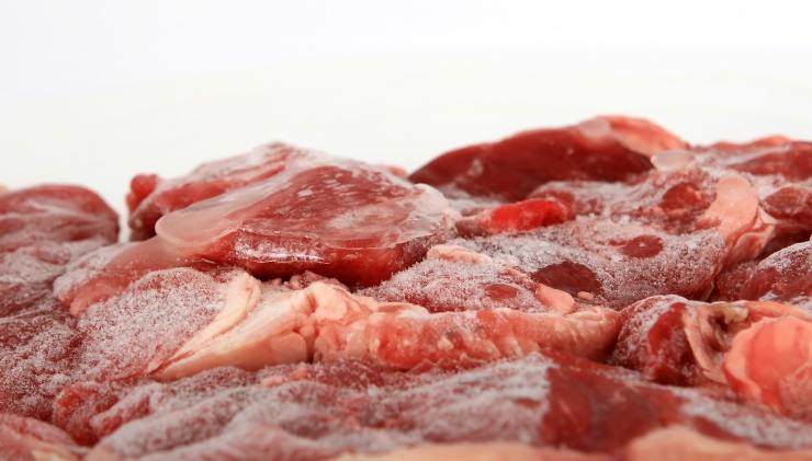 Per quanto tempo è consigliato tenere la carne nel freezer? Non sbagliare