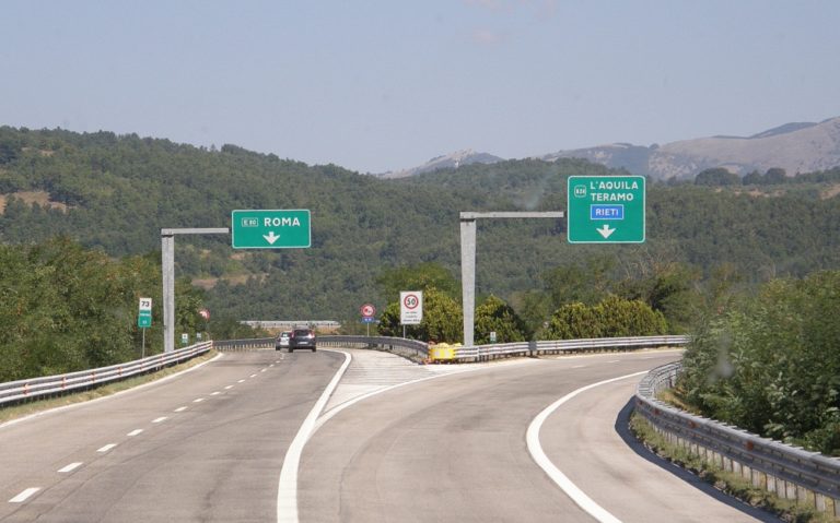 A24 e A25.jpg