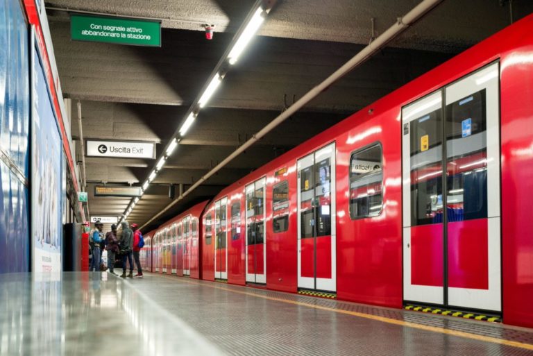 Metro Milano.jpg