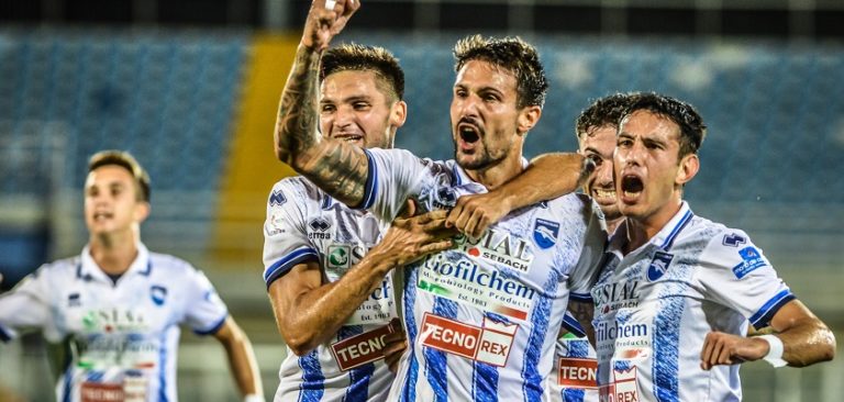 PESCARA CALCIO LESCANO.jpg