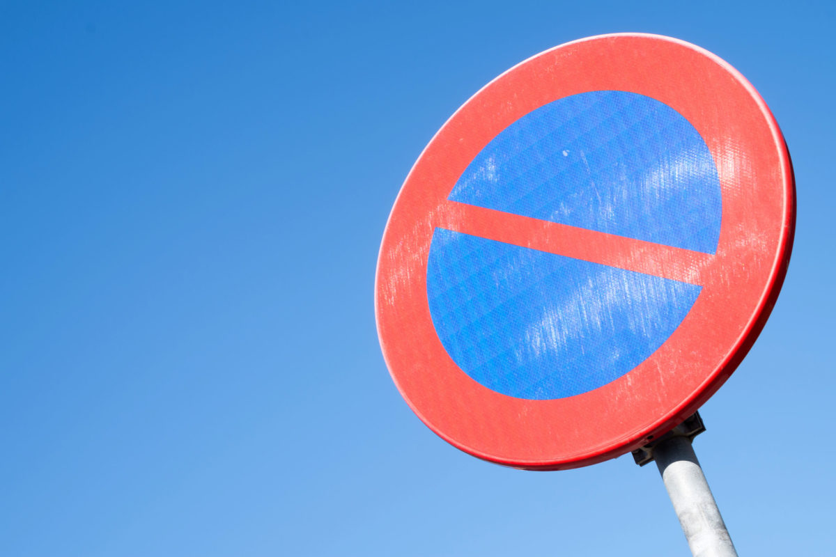 Carro attrezzi per divieto di sosta: quando può intervenire? 1 Segnale divieto di sosta 1.jpg