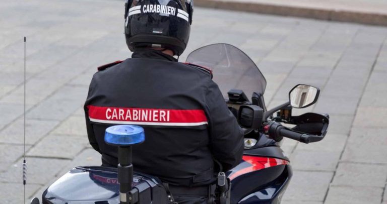 Scoperto un progetto eversivo sul modello di Avanguardia nazionale. La Procura di Caltanissetta arresta due neofascisti 1 carabinieri scaled e1684916483627.jpg