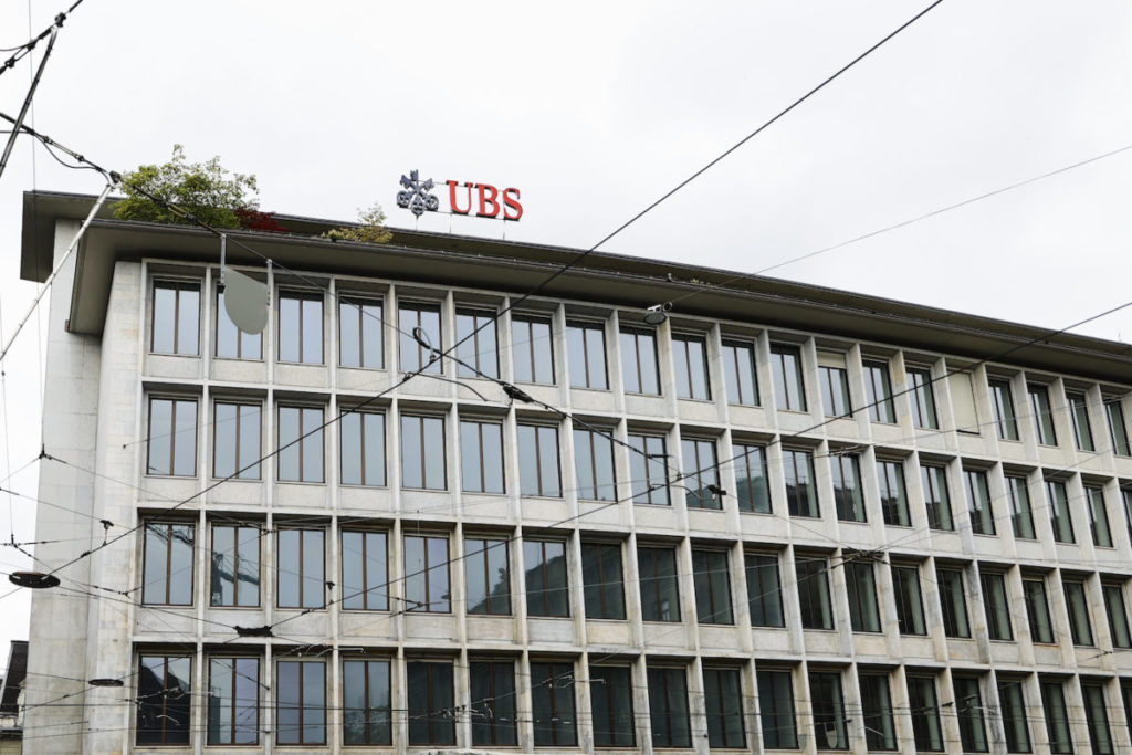 ubs.jpg