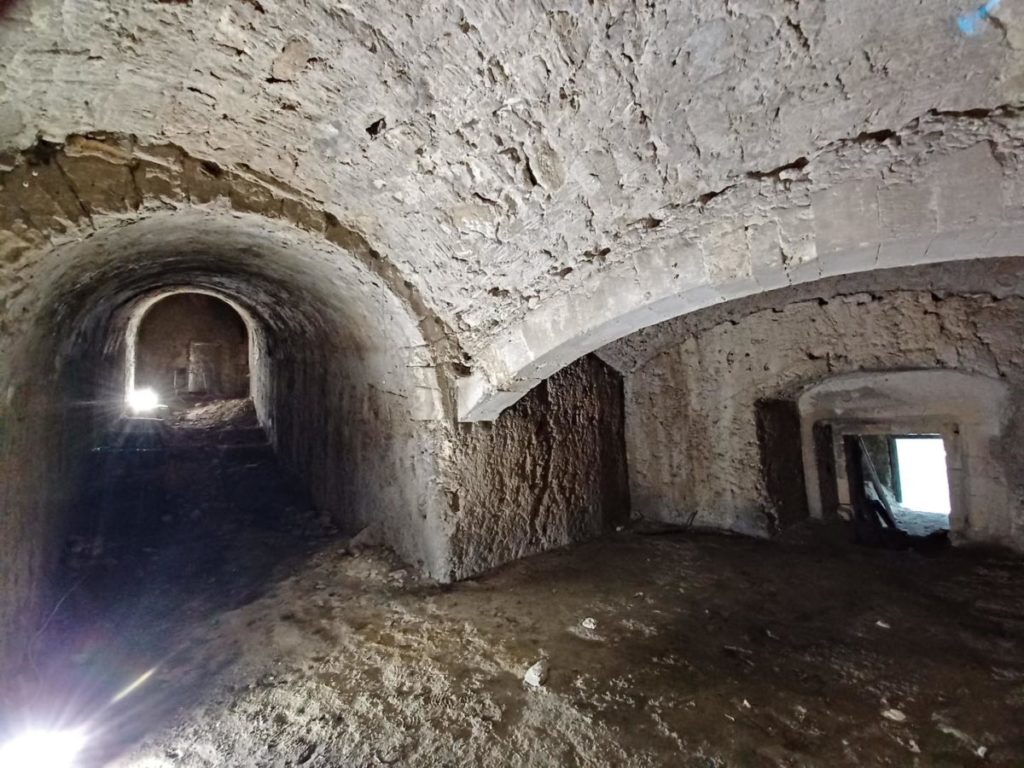 cagliari 1 3.jpg