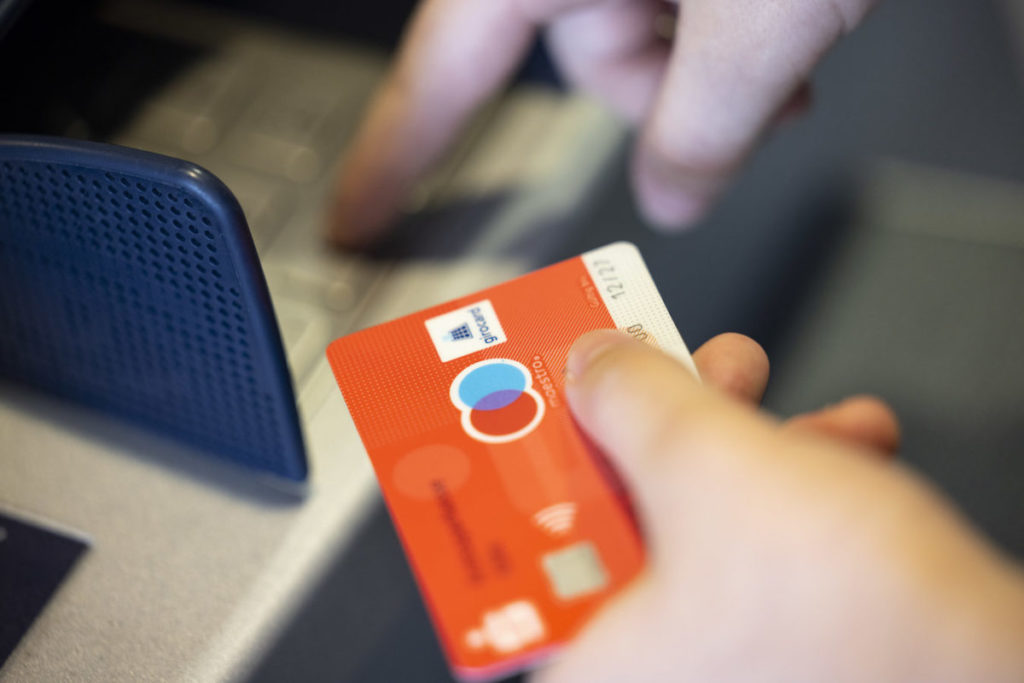 carta di credito.jpg