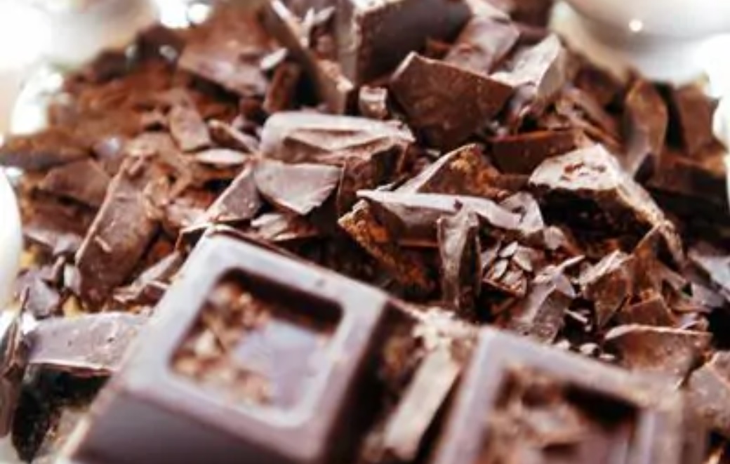 Ragazza in bikini ricoperta di cioccolato: la replica e le scuse dell’hotel in Sardegna 1 image c388ccf1 277e 4bcd a1f8 ba9491878f07.jpg