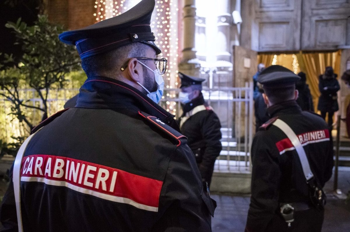 Trovato nel bagagliaio di un’auto il cadavere di una donna: la vittima sarebbe stata accoltellata 1 image dc0b096b eadd 41e4 b88b 5994629d1529.jpg