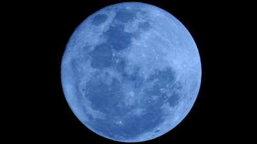 super luna blu 500x281.jpg