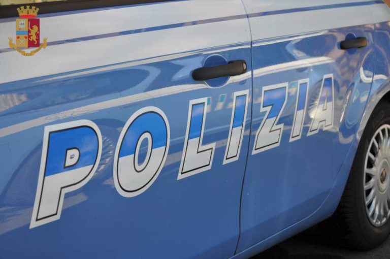 Auto Polizia.jpg