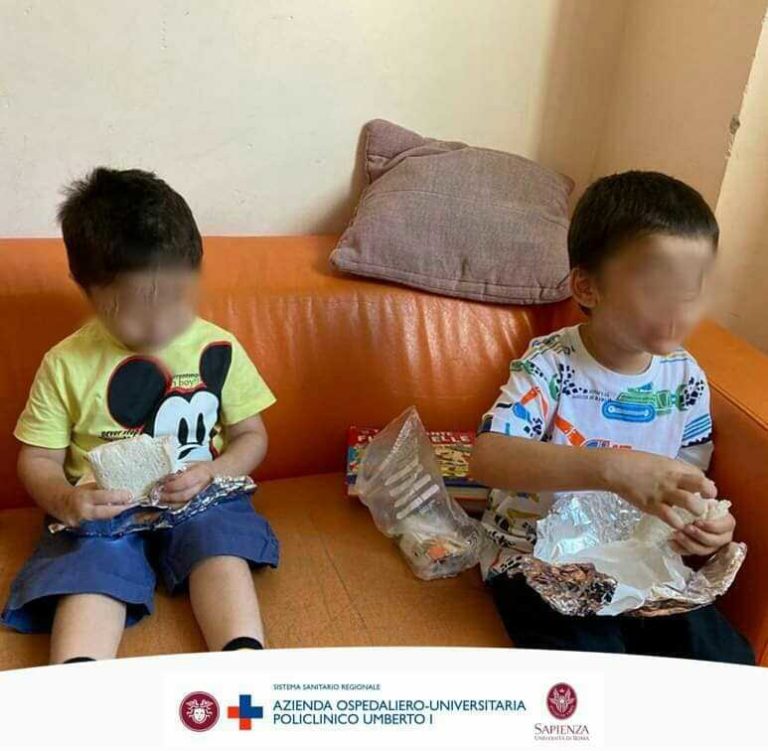 Bimbi abbandonati e denutriti a Roma.jpg