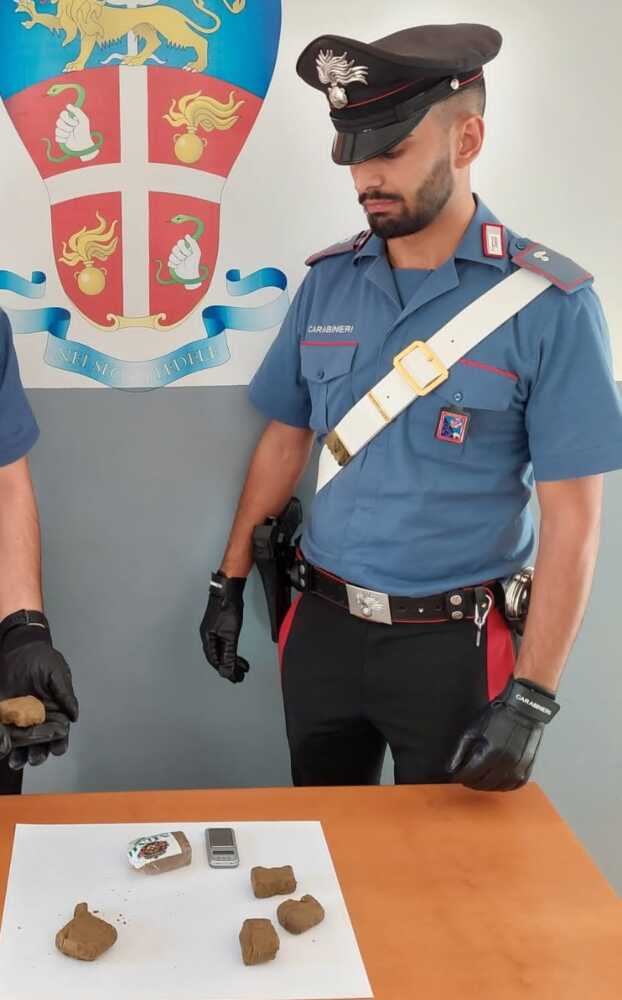 CASSIA La droga sequestrata dai Carabinieri.jpg