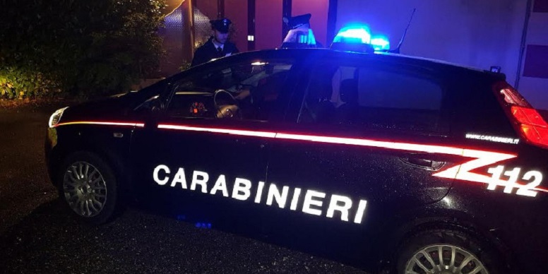 Carabinieri notte.jpg