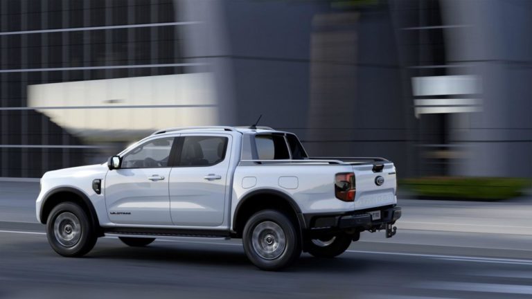 FORD RANGER 2025 IBRIDO 3.jpg