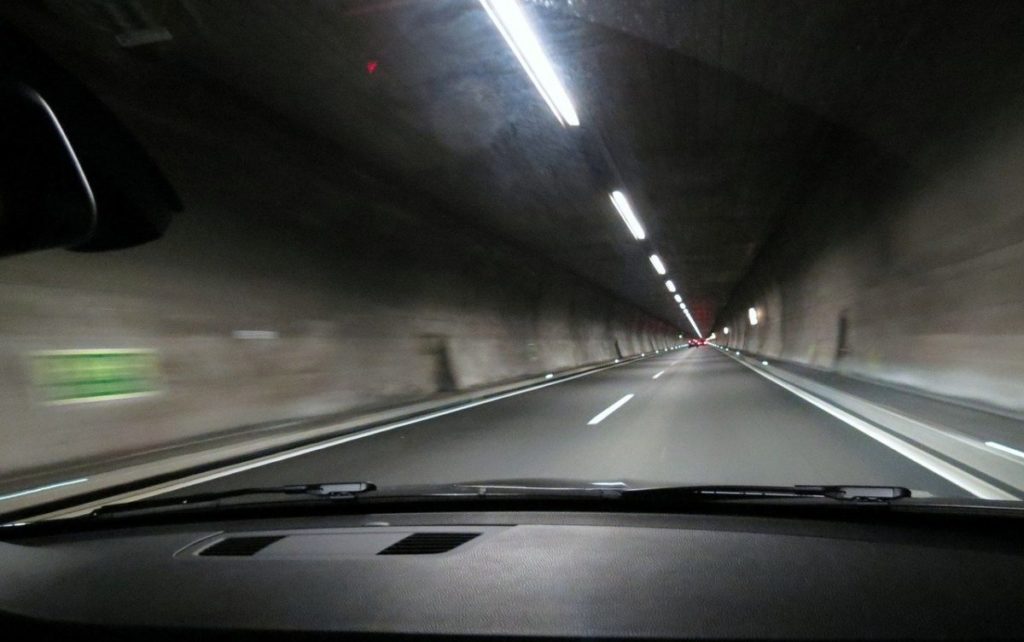 Galleria in autostrada.jpg