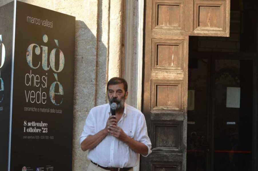 Il ceramista Marco Vallesi 1 902x600.jpg