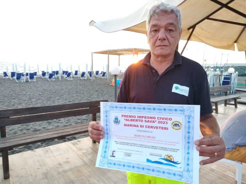 Marco Caruso igiene urbana Rieco Spa premiato con il Premio Impegno Cerveteri 800x600.jpg